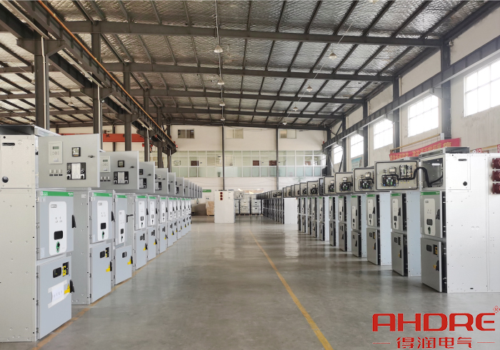 高壓柜實(shí)物圖.jpg 高壓柜實(shí)物圖.jpg