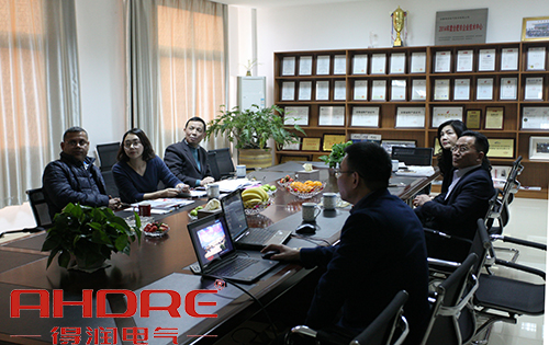 得潤電氣 35KV開關(guān)柜生產(chǎn)廠家 咨詢熱線:4000551777 QQ:3176885416 得潤電氣 35KV開關(guān)柜生產(chǎn)廠家 咨詢熱線:4000551777 QQ:3176885416