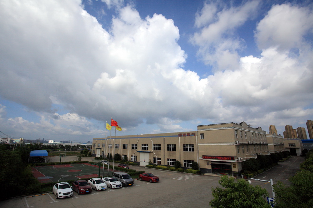 得潤電氣　高壓開關柜生產廠家咨詢熱線：4000551777