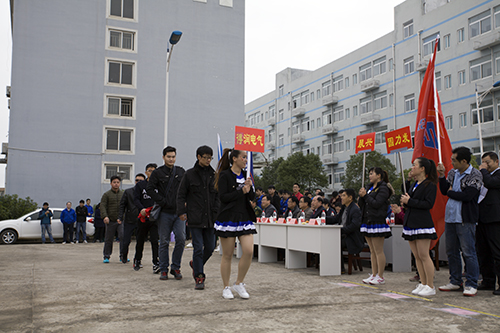 得潤電氣 電氣成套設備廠家 咨詢熱線:4000551777 得潤電氣 電氣成套設備廠家 咨詢熱線:4000551777