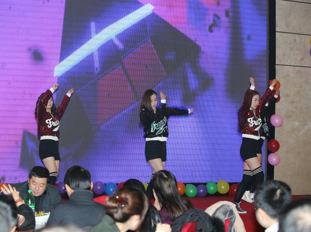 安徽得潤電氣2016迎新晚會(m.0773sy.com)全國統一客服熱線:400-0551-777 安徽得潤電氣2016迎新晚會(m.0773sy.com)全國統一客服熱線:400-0551-777