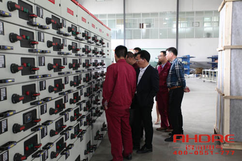 得潤電氣 低壓開關柜 無功補償 聯系電話:400-0551-777 qq:3176884516 得潤電氣 低壓開關柜 無功補償 聯系電話:400-0551-777 qq:3176884516