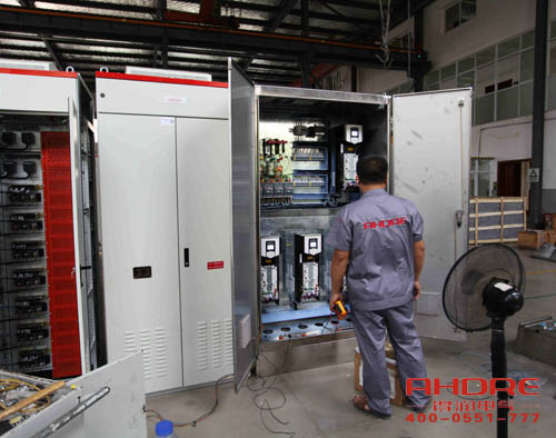 得潤電氣 變頻器 變頻柜 生產 調試 聯系電話：400-0551-777 qq：3176885416