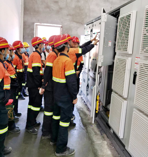 旁路柜現場指導培訓圖.jpg 旁路柜現場指導培訓圖.jpg