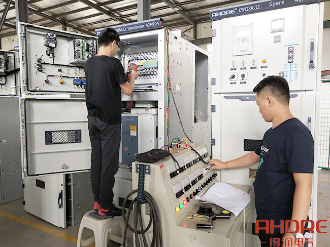 利比里亞項目10KV中壓柜調試環節.jpg